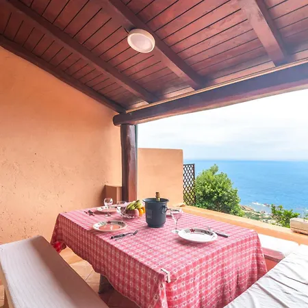 Casa Vacanza Delle Rose Casa vacanze Costa Paradiso