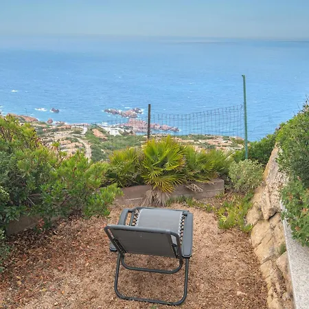Casa Vacanza Delle Rose Casa vacanze Costa Paradiso